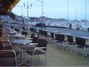 Port-Perroz-Gireg-cafe-Ottilie