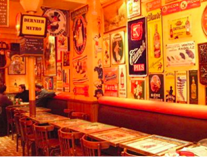 Au-Dernier-Metro-Paris