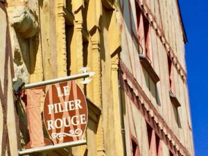 Le Pilier rouge